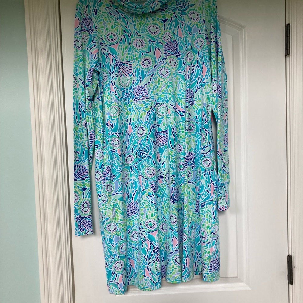 Floral Lilly Pulitzer dress NWT with attached mask size M $178 last one!